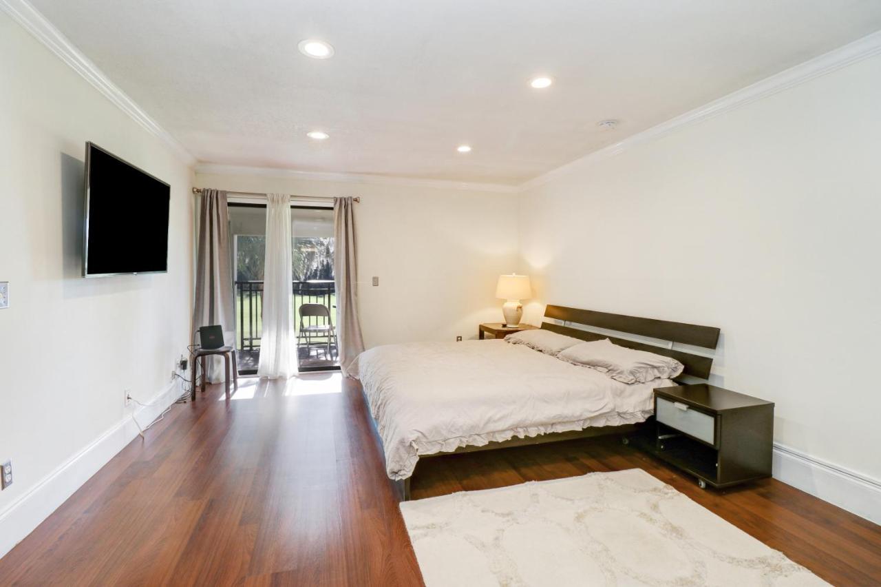 Saddlebrook Golf Course View Condo With Kitchen Уесли Чапел Екстериор снимка